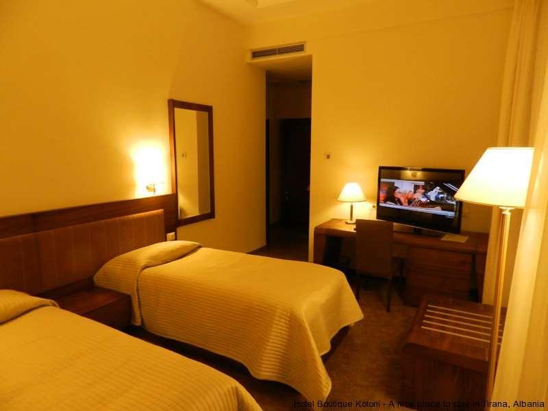 Boutique Hotel Kotoni Tirana Habitación foto
